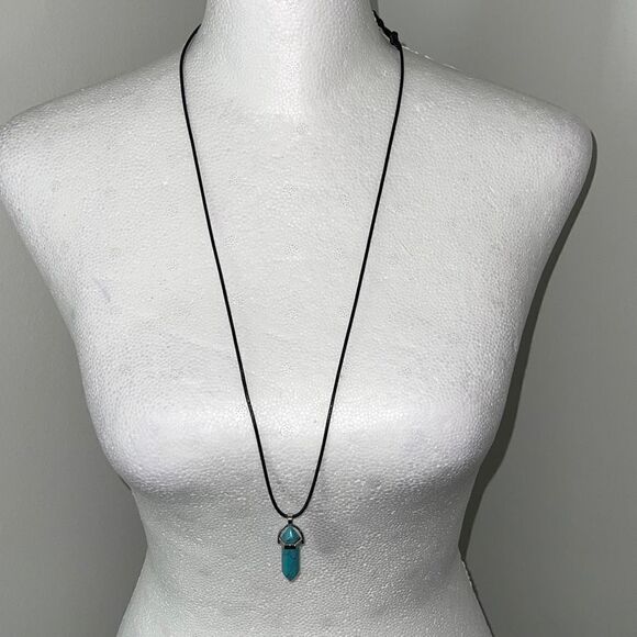 Turquoise Gemstone Hexagonal Pointed Bullet Pendant Adjustable Boho Necklace - Picture 3 of 3